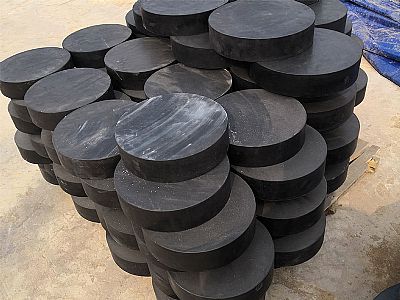 兴山区板式橡胶支座由若干层橡胶片与薄钢板经加压硫化